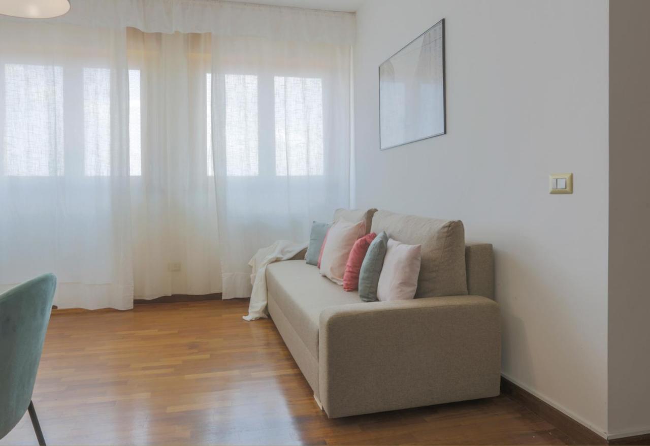 Appartamento Nolo Uptown Milano Esterno foto